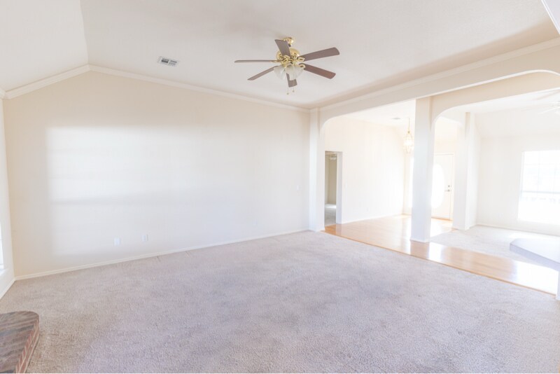 Building Photo - 11003 E 95th Pl N