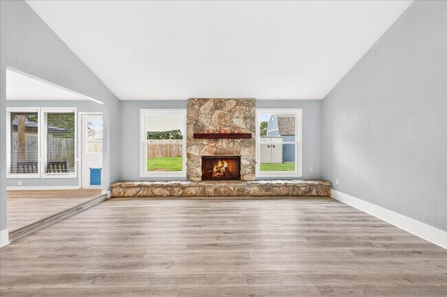 Building Photo - 1749 Dawn Breeze Dr
