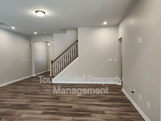 Building Photo - 8114 Overmeadow Ln