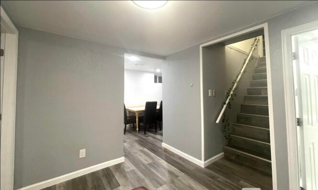 Building Photo - 1197 S Kendall Ct