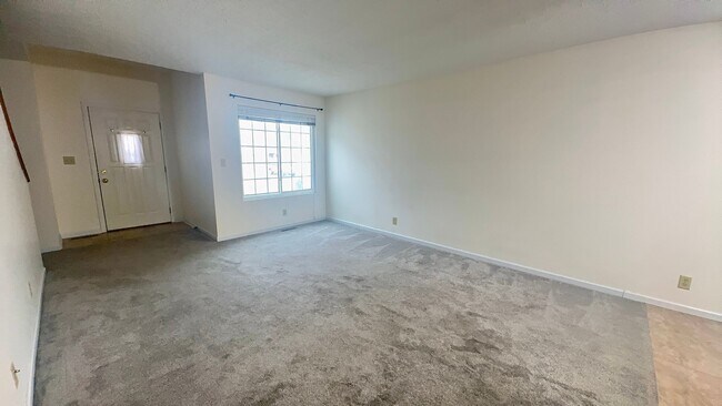 Building Photo - 4318 N 60th St