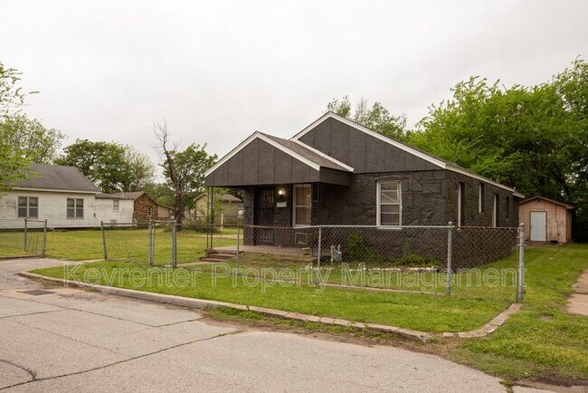 Primary Photo - 526 S 39th W Ave