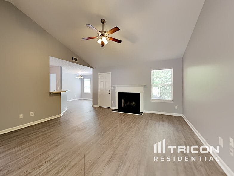 Building Photo - 737 Baskins Cir