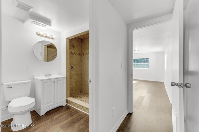 Building Photo - 557 W 62nd St