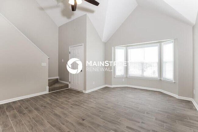 Building Photo - 4 Bedroom Pet-Friendly Home in RALEIGH, NC with Main Street Renewal