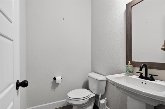 Building Photo - 5137 Artemesia Ln
