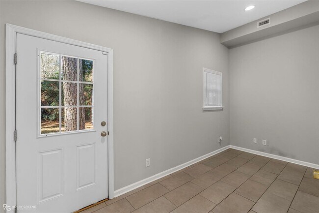 Building Photo - 9346 Shartel Dr