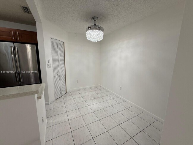 Building Photo - 6540 W 26th Dr