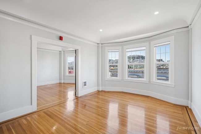 Building Photo - 312 Fillmore St