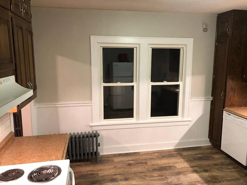 Building Photo - 103 Gridley St