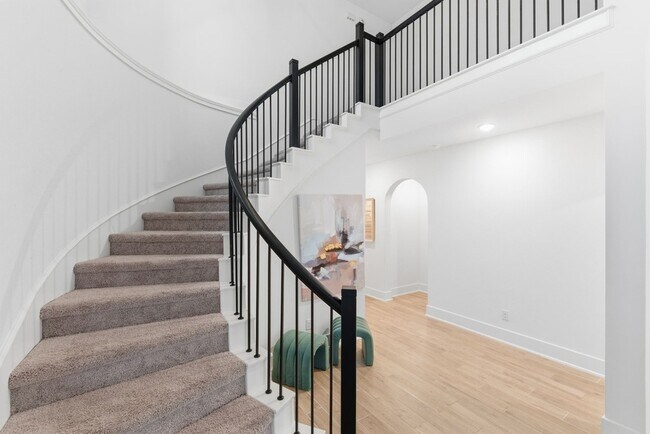 Building Photo - 10519 Cecilia Star Ln