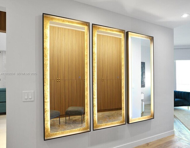 Building Photo - 16711 Collins Ave