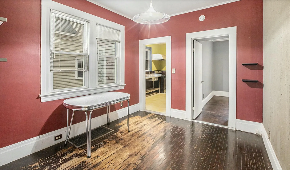 Dining Area - 521 Congress St