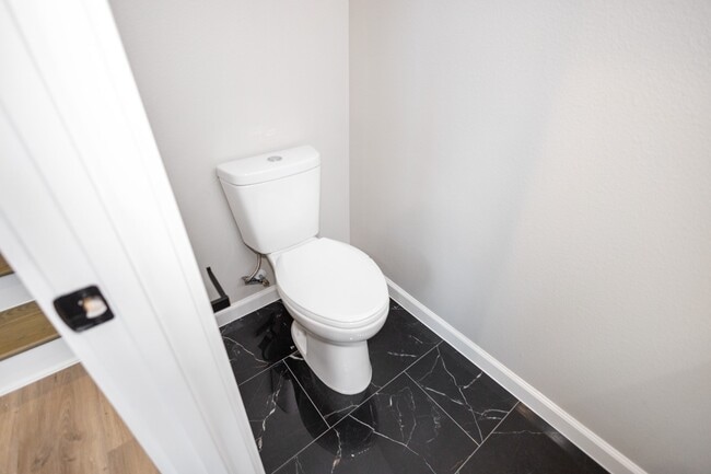 Building Photo - 5036 Mallow St