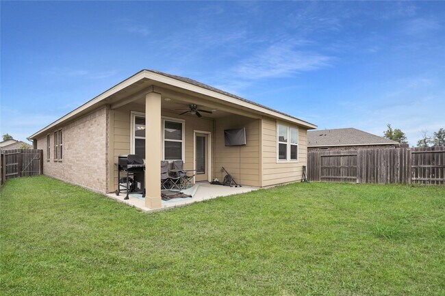 Building Photo - 18821 Amaro Hills Dr