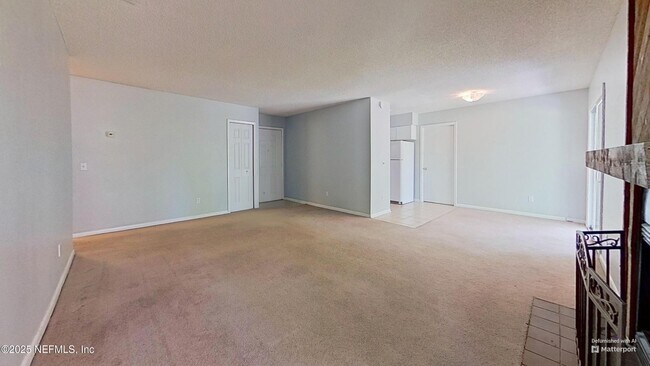 Building Photo - 2624 Pheasant Ct