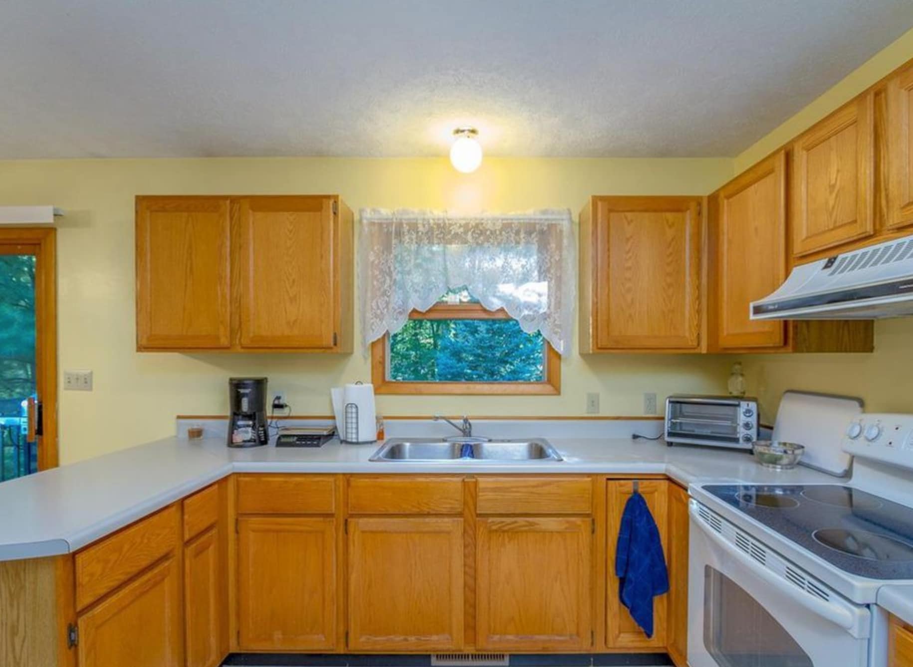 Building Photo - 4263 Eagle Crest Dr