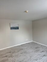 Building Photo - 1704 Rosemont Rd