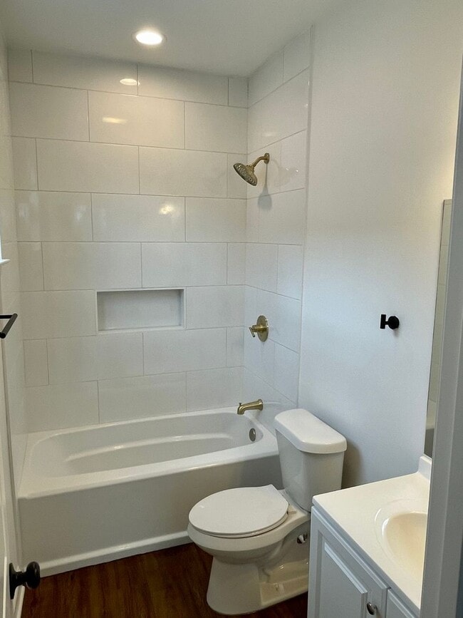 Building Photo - Newly Renovated 2BD/2.5BA with covered Driveway and Backyard