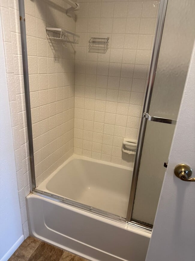 Building Photo - Centrally located condo in great community