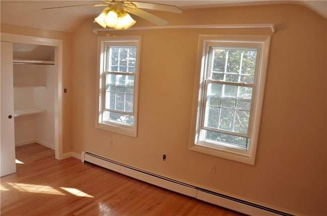 Building Photo - 15 Halsey St