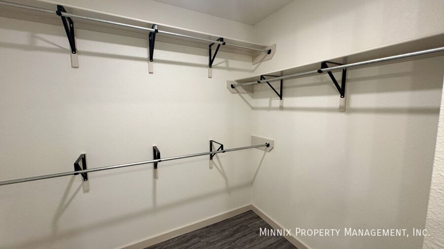 Building Photo - 8005 Date Ave