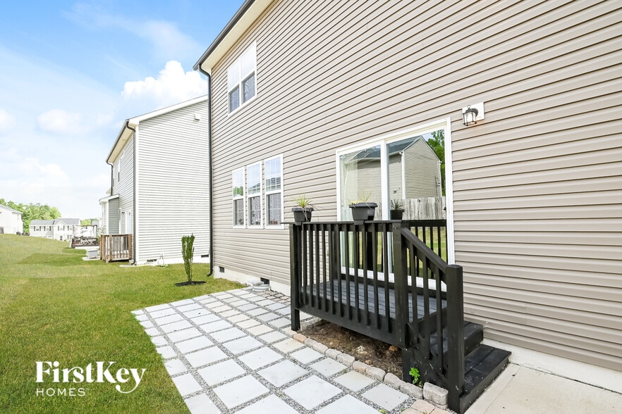 Building Photo - 78 W Lumber Ct