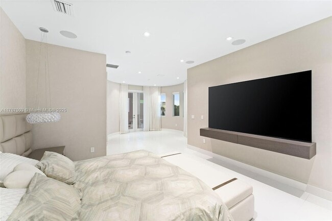 Building Photo - 10561 NW 67th Terrace