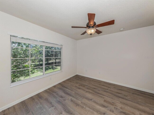 Building Photo - 13080 Tiger Eye Dr