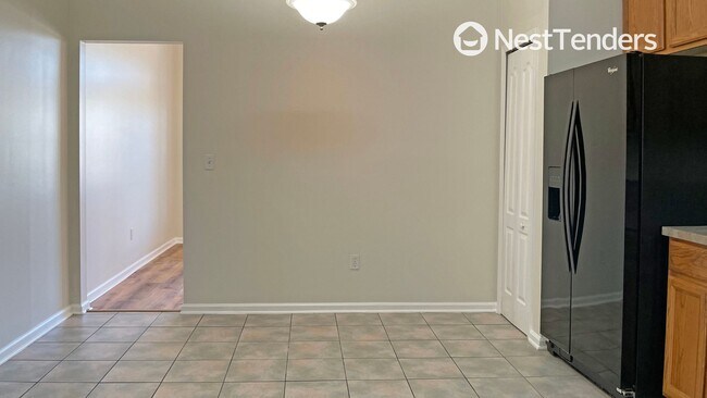 Building Photo - Exceptional Location in Fernandina's Flora...