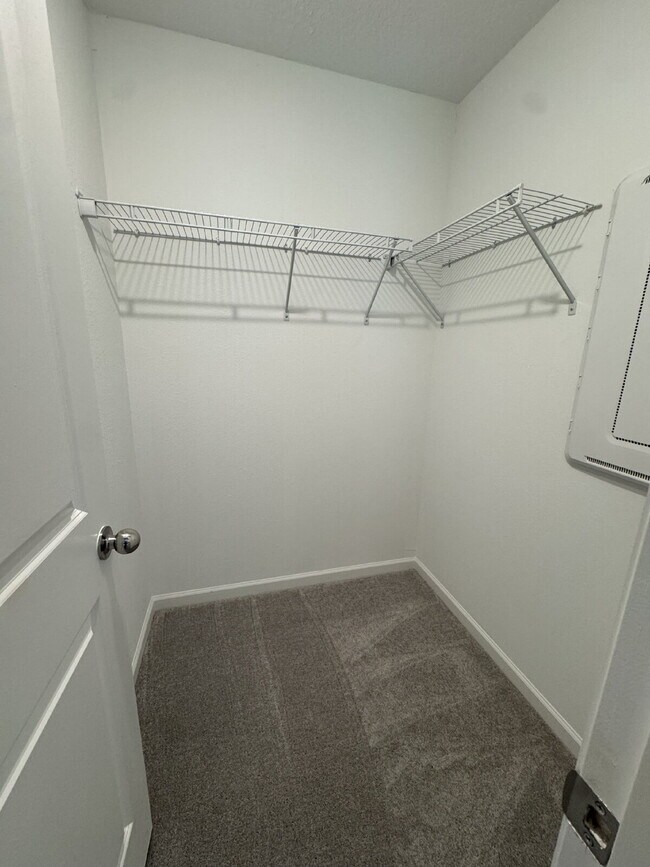Building Photo - Brand New 3 Bed | 2.5 Bath Townhome – Mode...