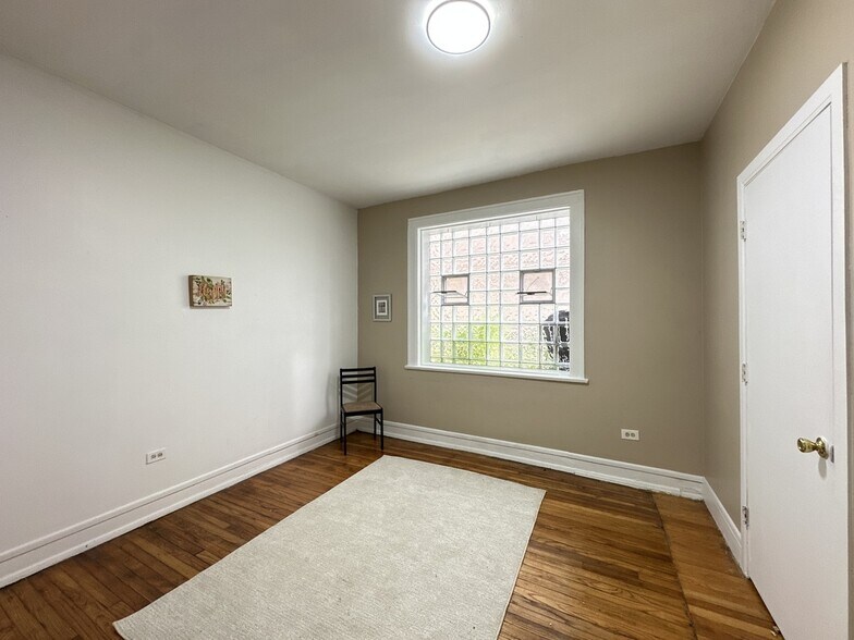 Building Photo - 2021 N Humboldt Blvd