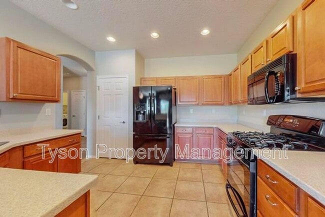 Building Photo - 10432 Savoy Dr NW