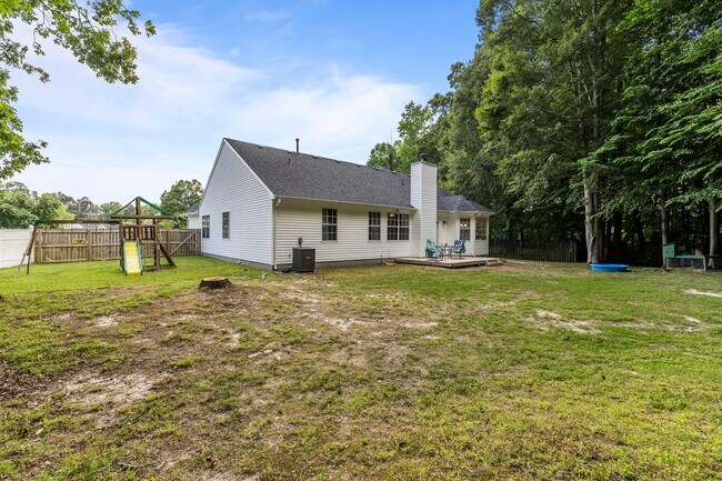 Building Photo - 522 Pecan Ct