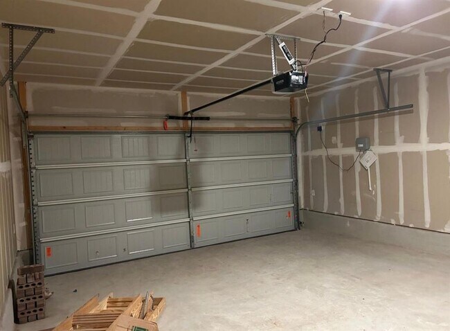 Building Photo - 1313 Camden Ln