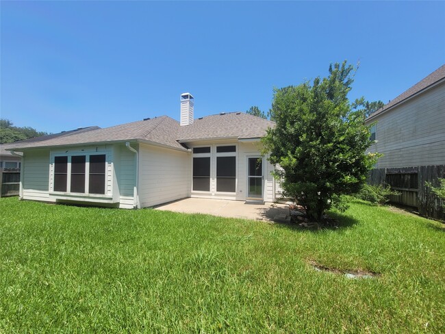 Building Photo - 3606 Chesapeake Ct