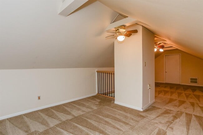 Building Photo - 8215 Wimbledon Ln