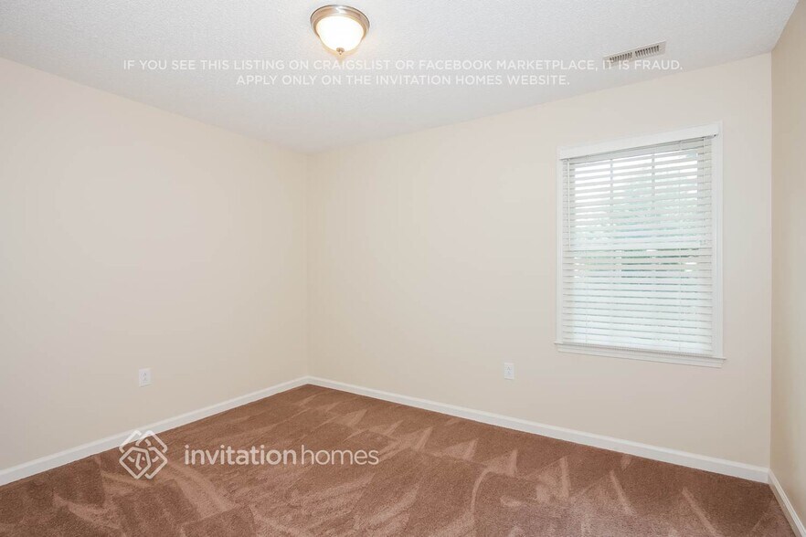 Building Photo - 8728 Oakham St