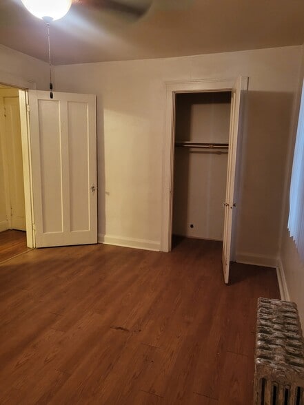 Building Photo - Glenmore Building