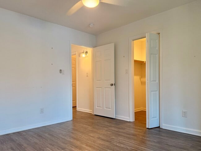 Building Photo - 7162 Windward Dr