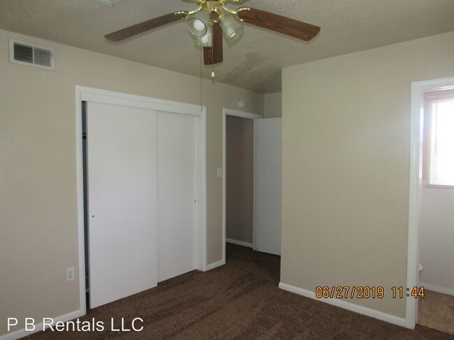 Building Photo - 3 br, 1.5 bath House - 4615 SW Beta Avenue