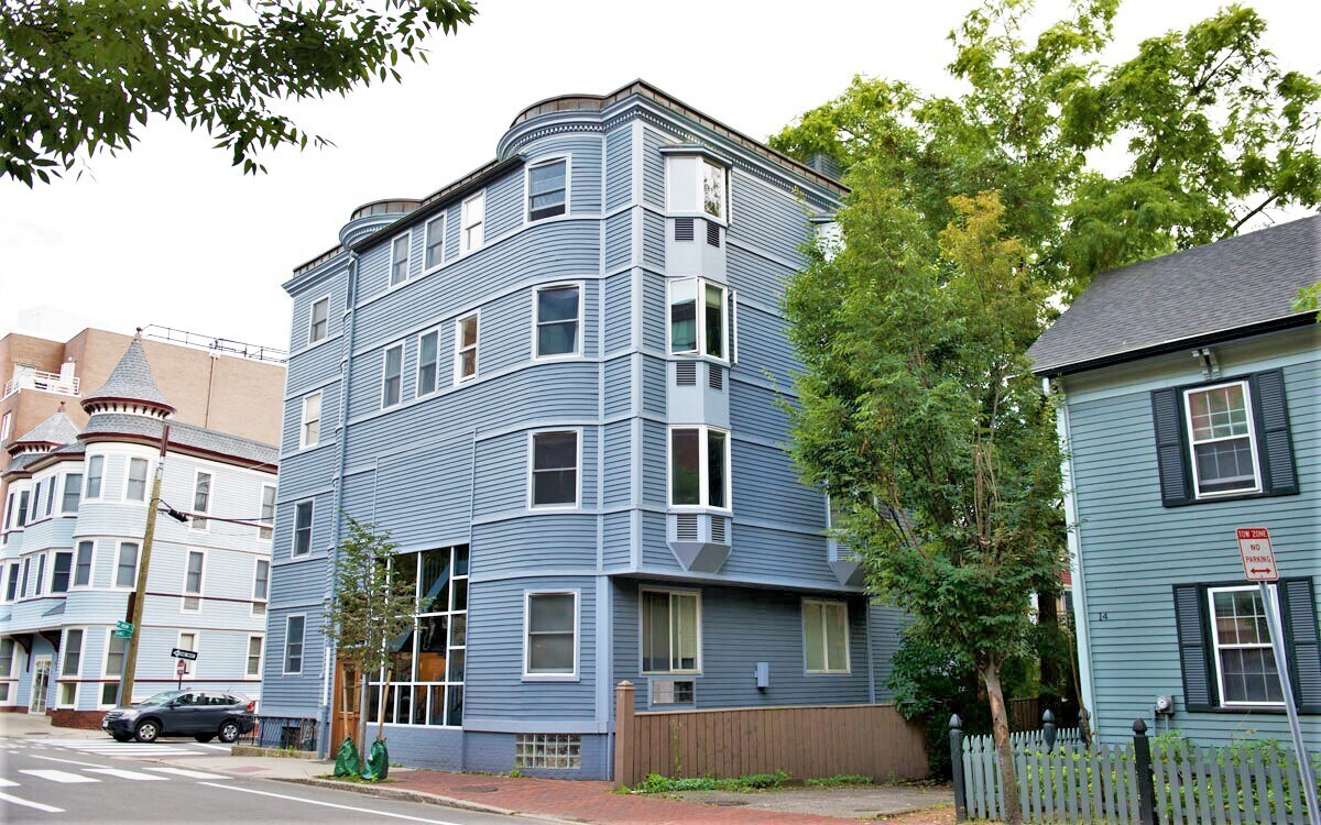 Building Photo - 12 Mt Auburn St