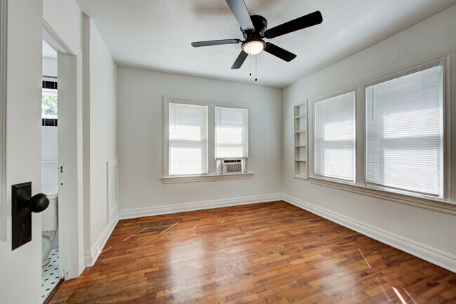 Building Photo - 1132 W Eufaula St