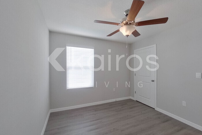 Building Photo - 8611 SW 44th Ct