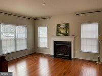Building Photo - 169 Thomas Jefferson Terrace