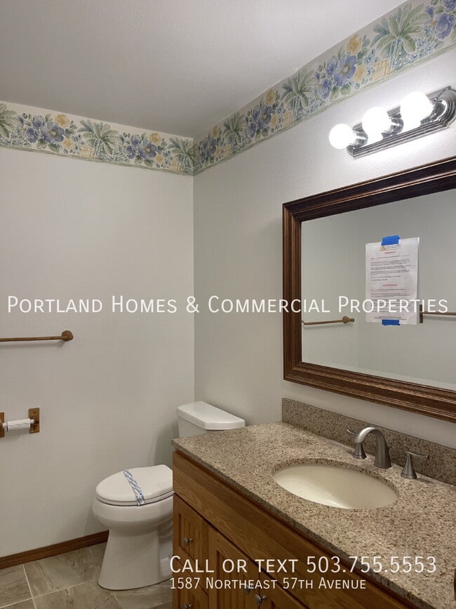 Building Photo - 1587 NE 57th Ave
