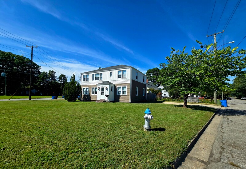 Building Photo - 1720 Seaboard Ave