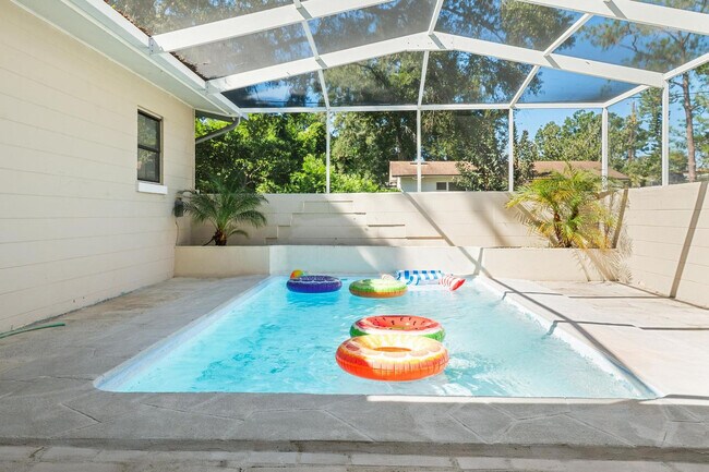 Building Photo - 919 Ave S SE