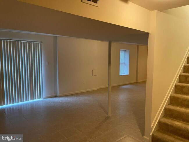 Building Photo - 2807 White Birch Ct