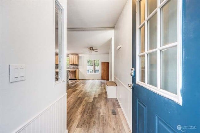 Building Photo - 3 bedroom in Timberlakes